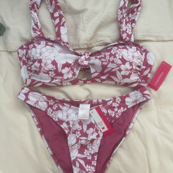 Target Swim - Picture 2 of 3